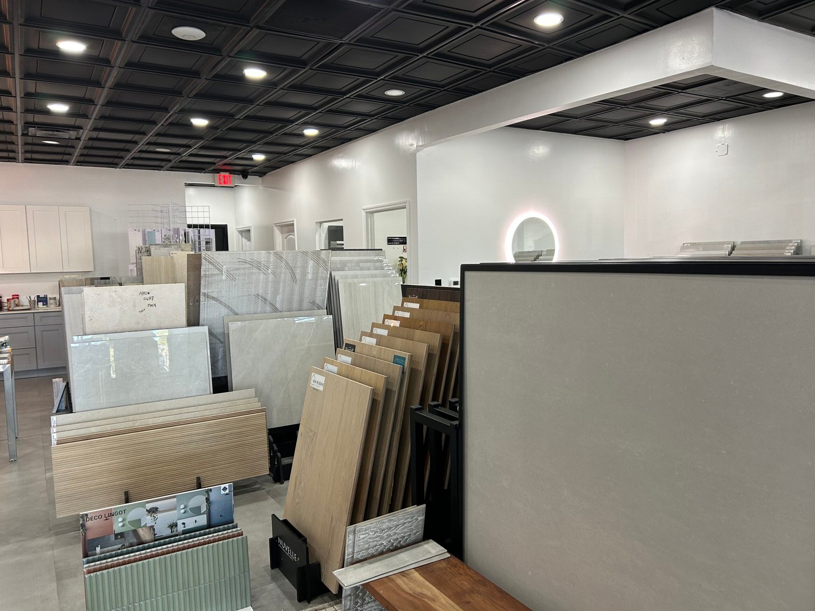 vetromani showroom pic 1